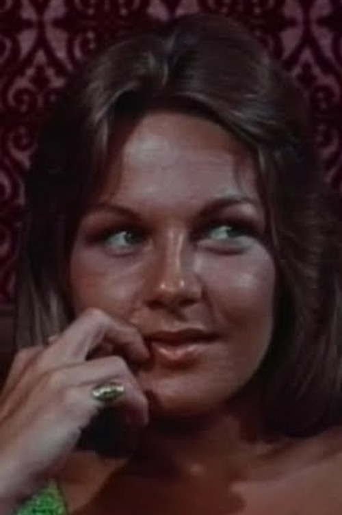 Tallie Cochrane as Gertrudis