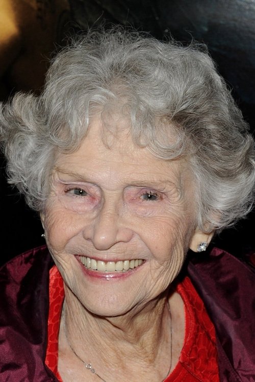 Jeanette Miller as Old Lady