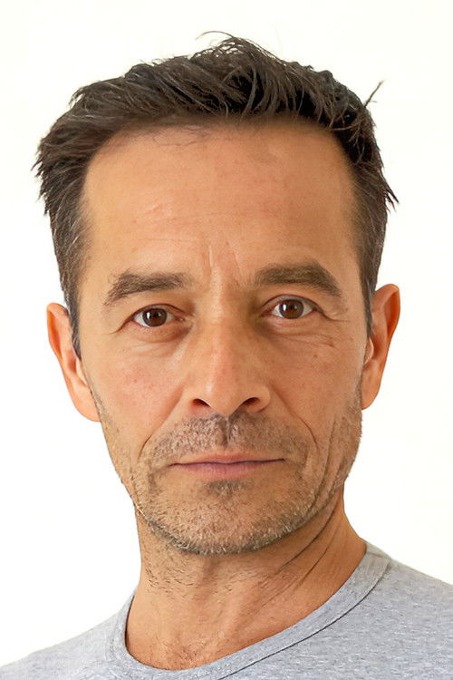 Simeon Tsakiris as Babis