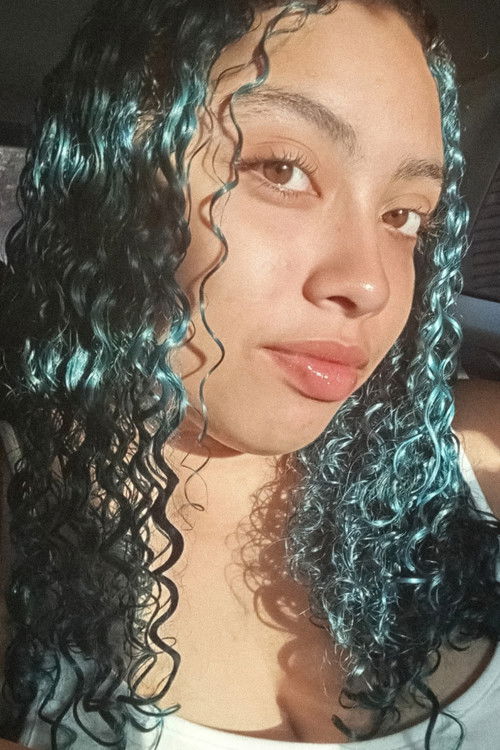 Nalu Casstro as Marcela