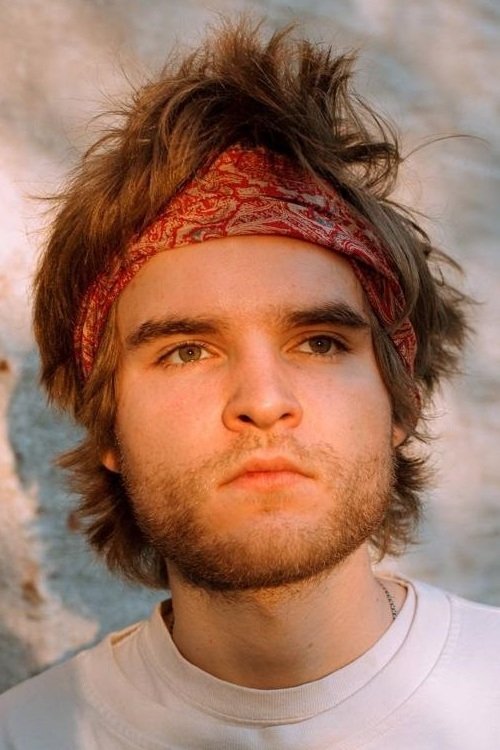 Georgii Mnatsakanov as November