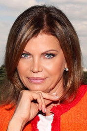 Gabriella Golia as Pina