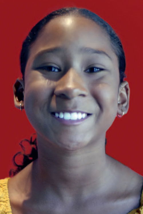 Loan Longchamp as Nina (voice)