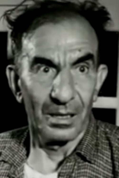 Giannis Sparidis as Salep drink vendor