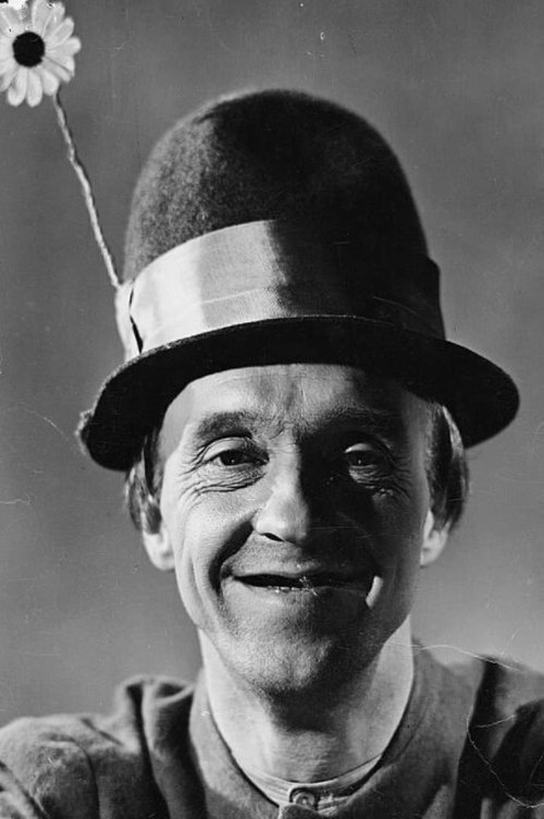 Esa Pakarinen as Pekka Puupää