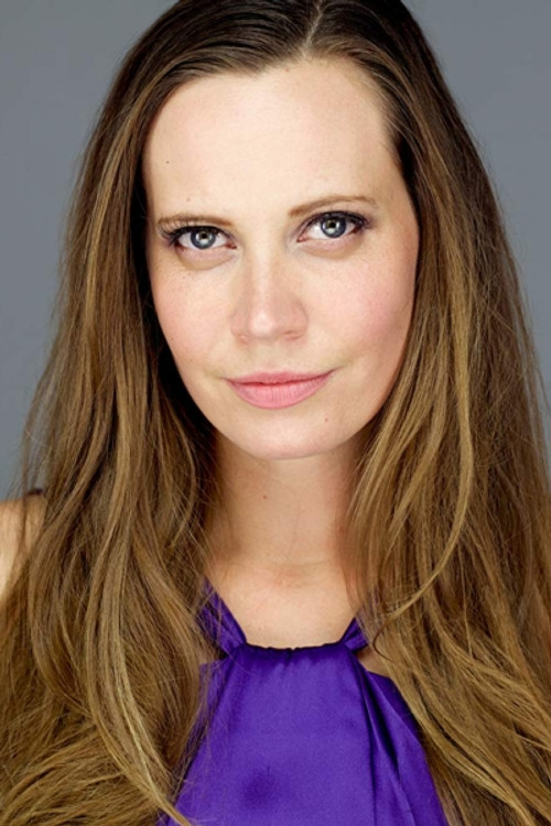 Anne Montavon as Shar