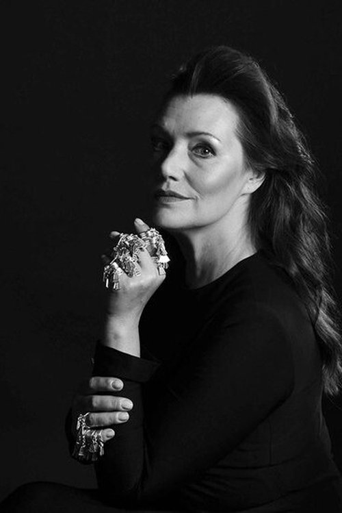 Zane Jančevska as Alda