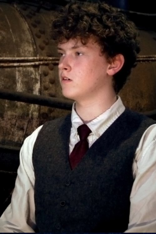 Maddox Randall Hacke as Student Curator