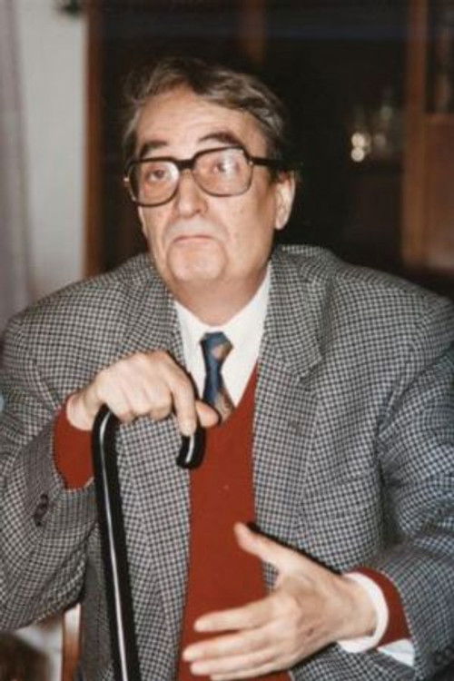 Vittorio Vighi as 