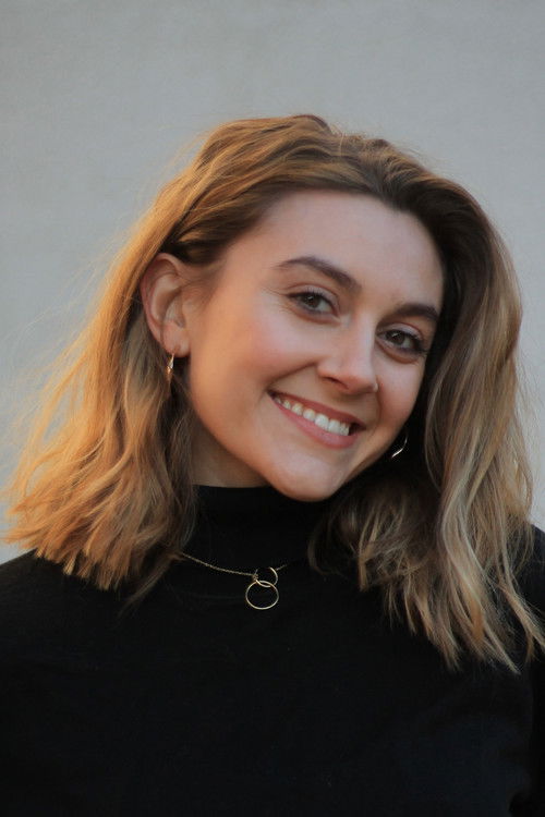 Ingrid Tykhelle Kayser as Gina