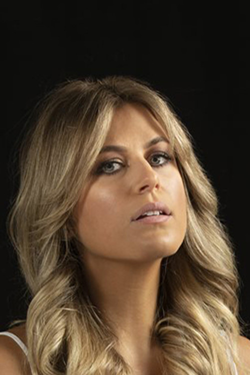 Emmanuela Costaras as Katerina