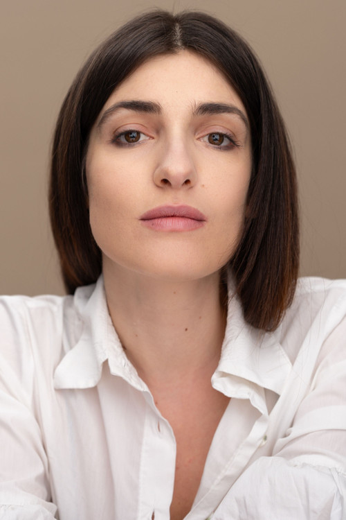 Martina Catalfamo as Lietta Pirandello