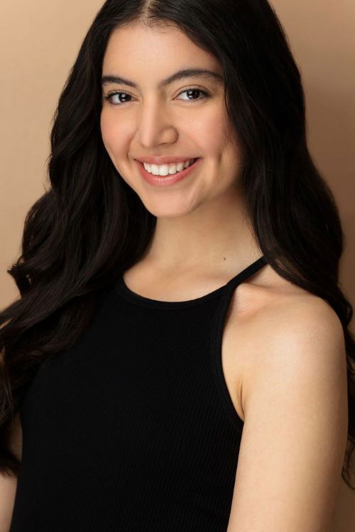 Kayla Treviño as Erica