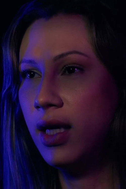 Josy Savino as Josy, a traira