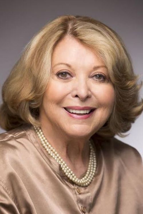 Timothy Blake as Gwen