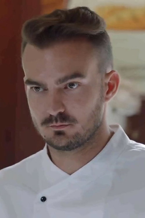 Valery Gadreau as 劳拉斯