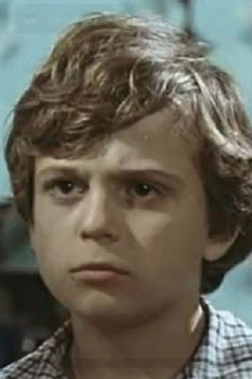 Yevgeni Tseitlin as Zhenya Lyutatovskiy