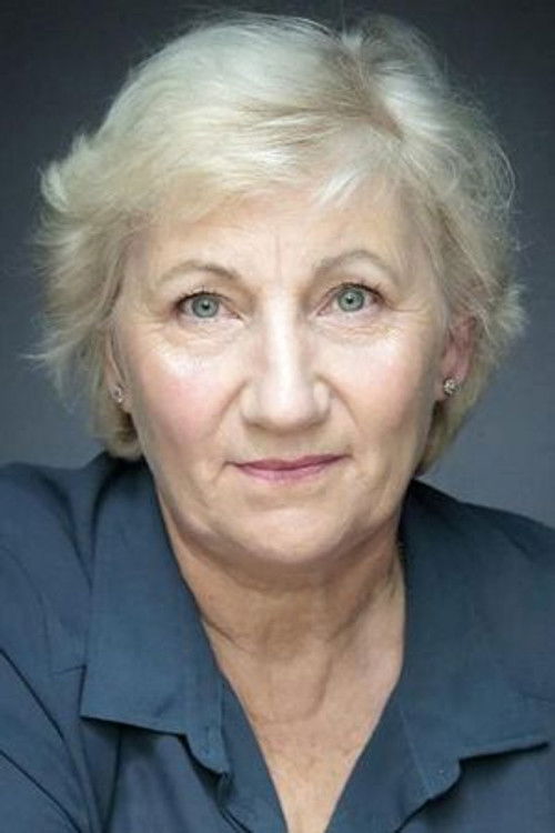 Wendi Walker as Aunt Bebe