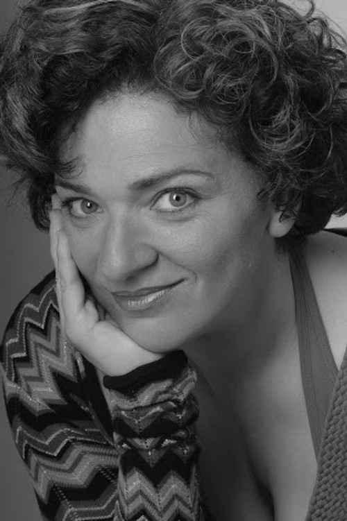 Maria Riccarda Wesseling as Giuletta