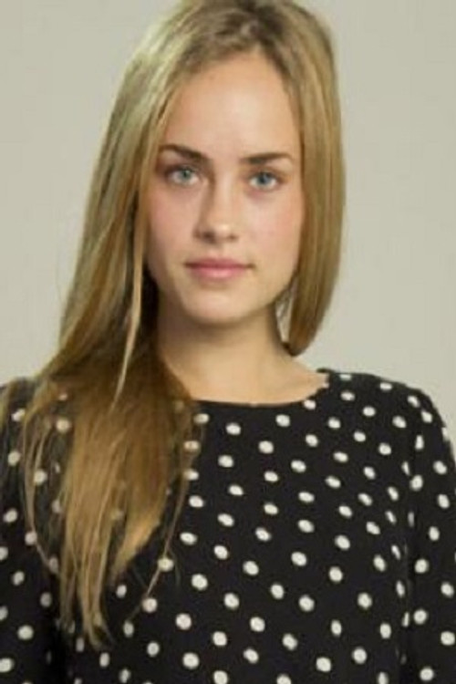 Josephine Gents as Camilla