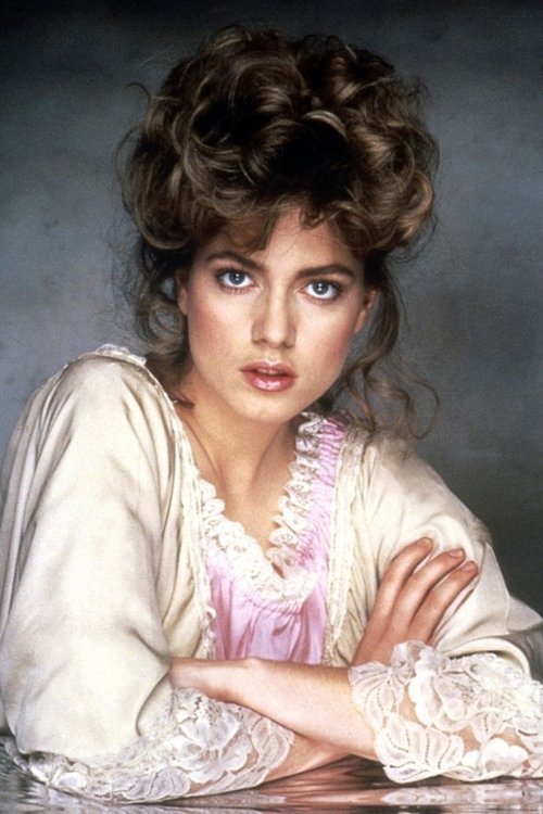 Lisa Foster as Systems operator