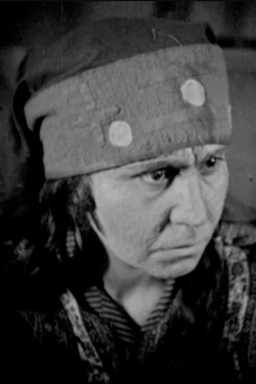 ბეჟანოვა as Maria(Makhia) – Onise's wife