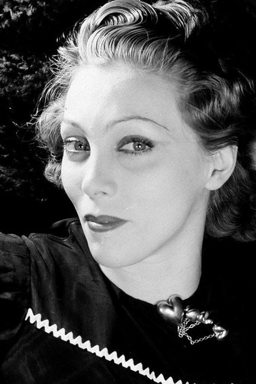 Denise Kerny as La bonne