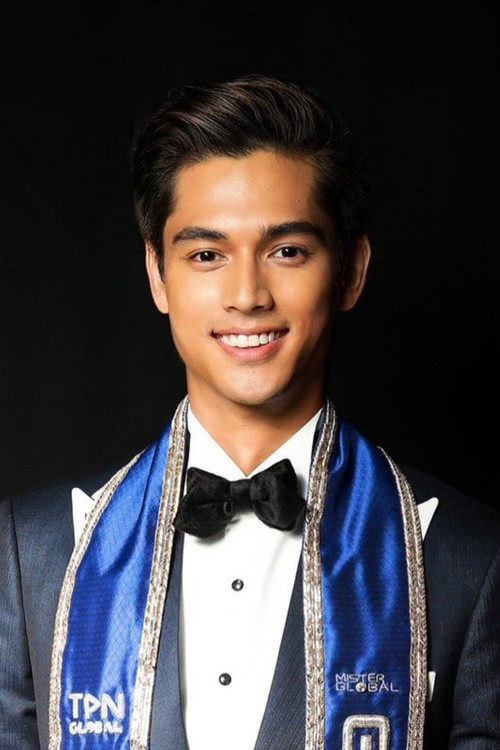 Dom Corilla as Markus