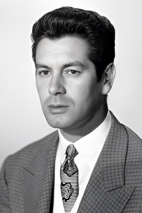 José Suárez as Major Charles Ballard