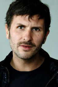 Felix Hoefner as Ilay