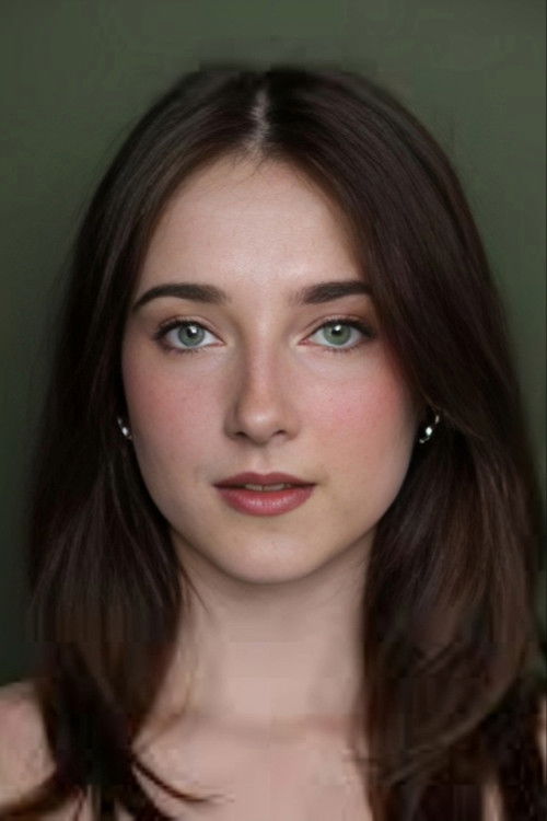 Tess Dinerstein as Sylvia Parker