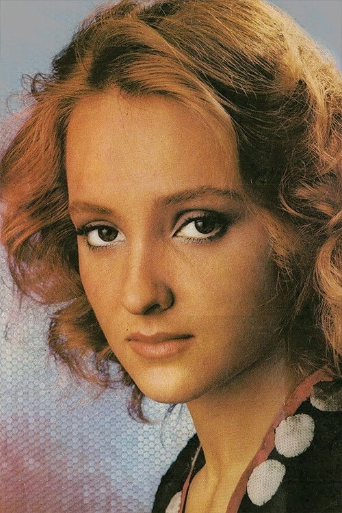 Adriana Prieto as Ana Lucia