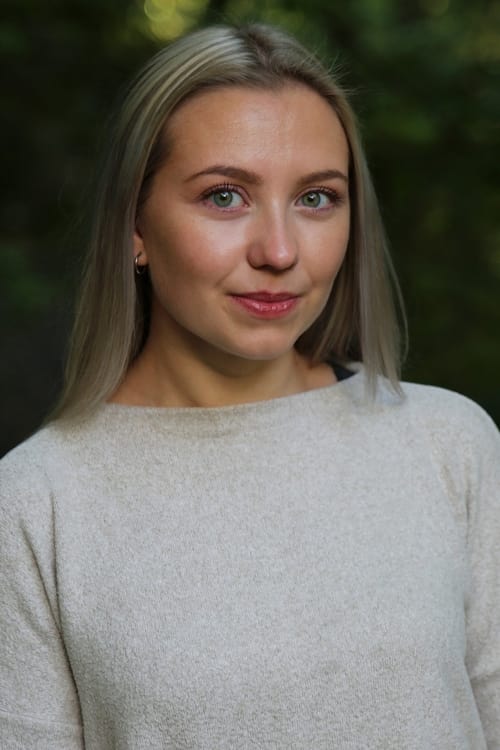 Katrine Lovise Øpstad Fredriksen as Sigrid