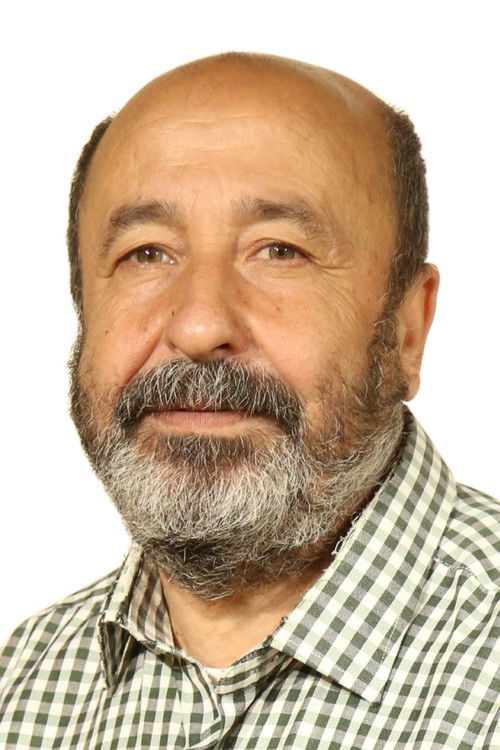 Şahabettin Dağ as Baba