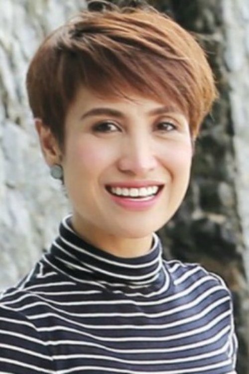 Ozlynn Waty as Maria