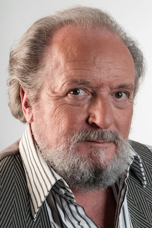 Peter Kaghanovitch as Ressortleiter