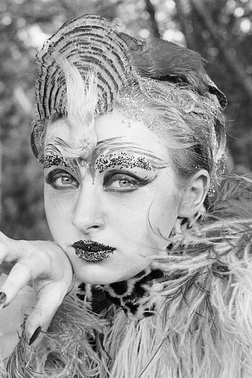 Tabea Blumenschein as Sie