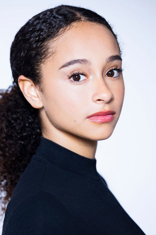 Melissa Di Pasca as Melania