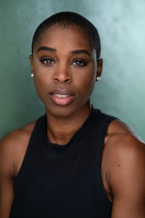 Dara abasuté as Glinda