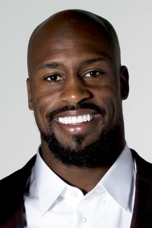 Vernon Davis as Daniel