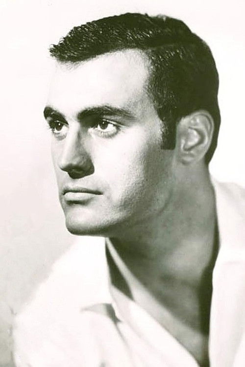 Peter Mann as Ali Baba