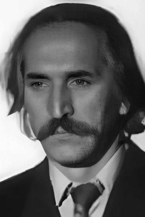 Djoko Rosic as Кръчмар