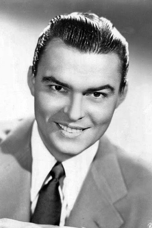 Ray Eberle as Ray Eberle - Orchestra Vocalist (uncredited)