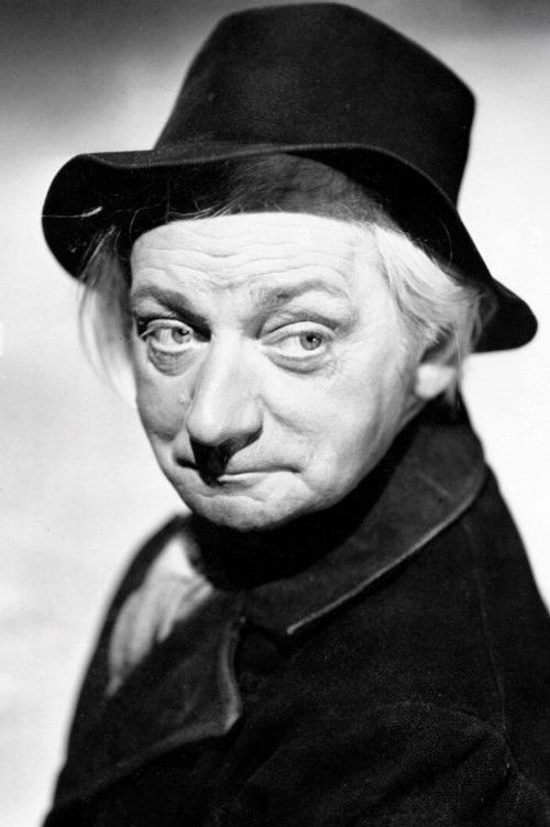 Michael Martin Harvey as Curley Wilson