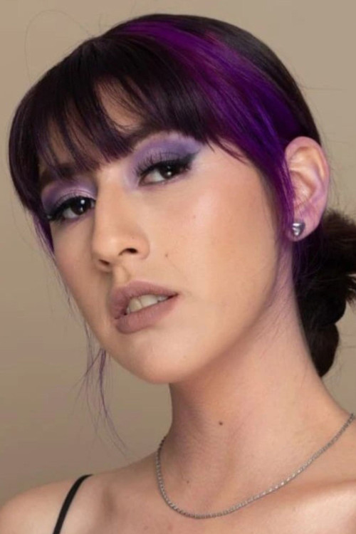 Mixtli Bastida as Mesera