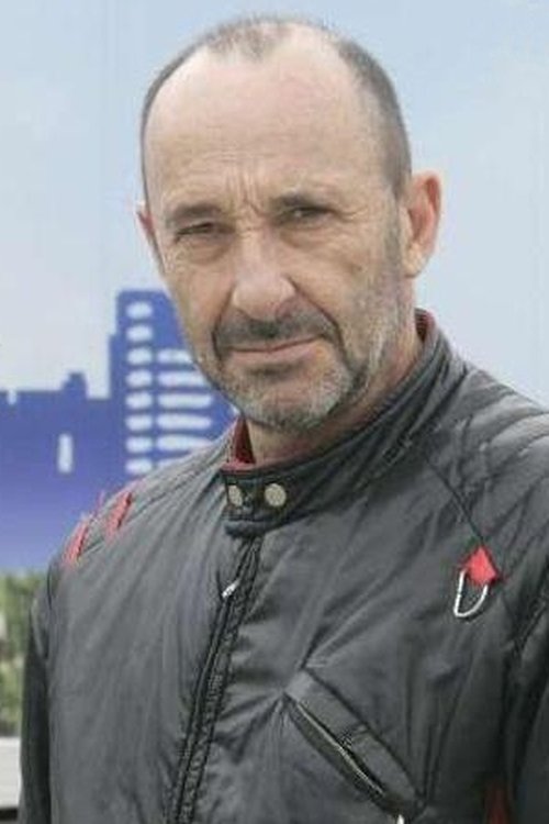 Eneko Irizar as Alberto