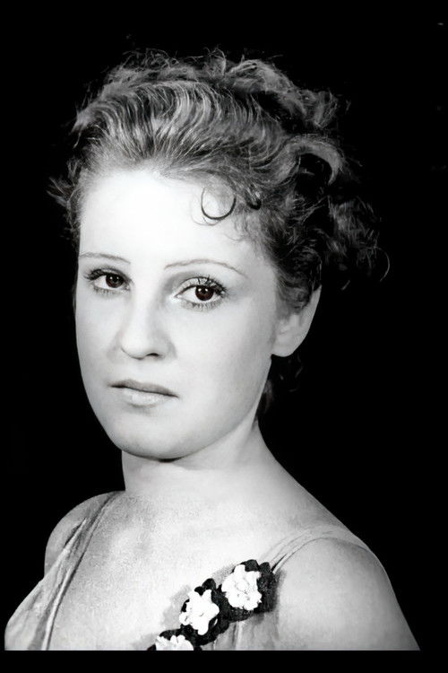 Lyne Lassalle as Ginette