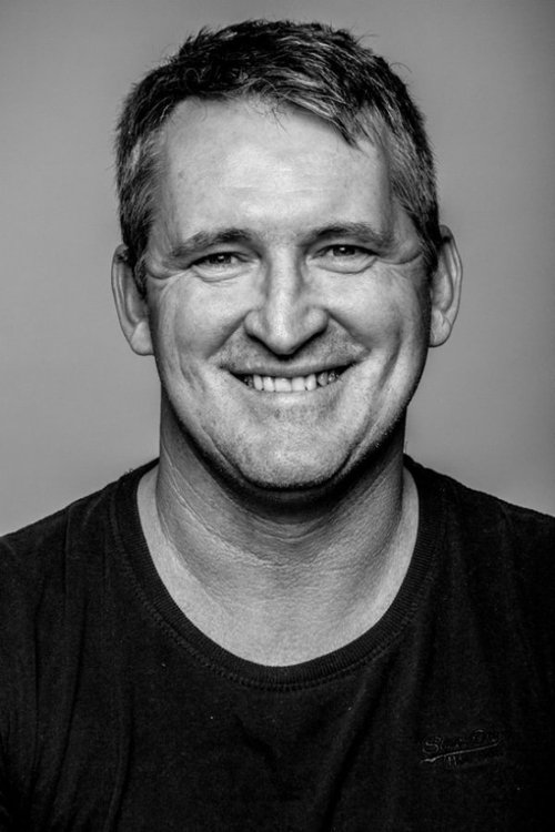 Darrell Plumridge as Paul