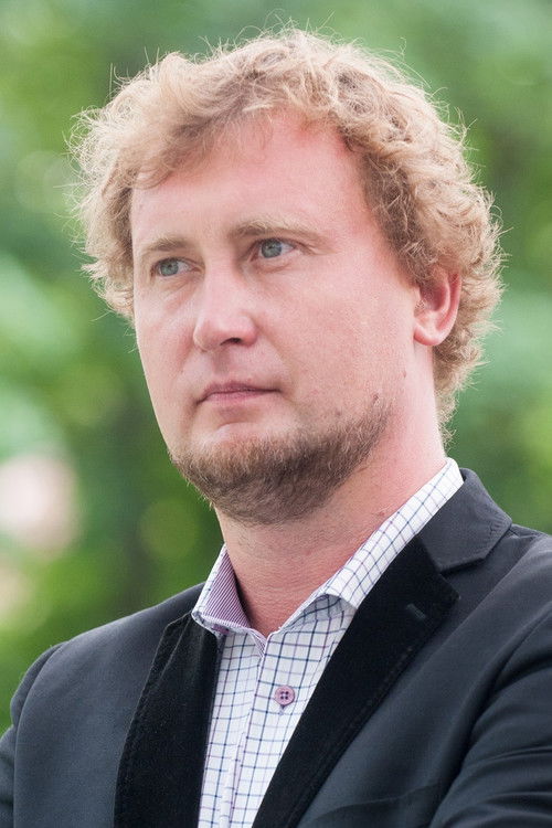 Jaanus Rohumaa as Robert Raadik