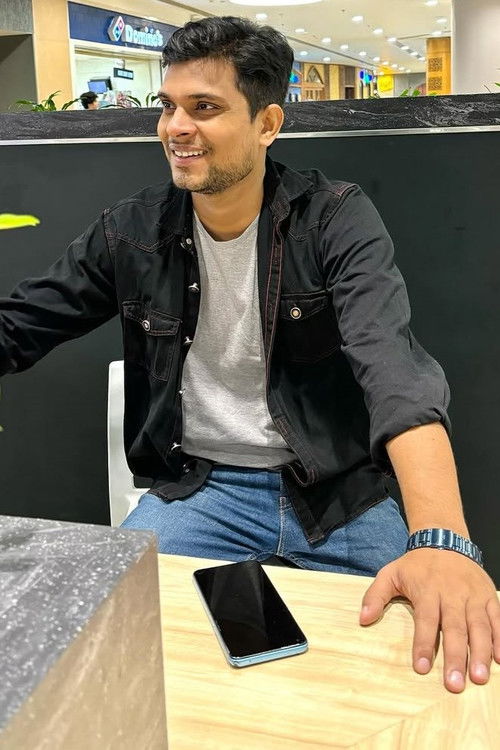 Vishwajeet Pratap Singh as Rajat